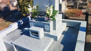 WS 母の墓前にて ofr 4枚 WS 母の墓前にて ofr 4枚 お墓用】御影石・花立 ・線香立て 一体型